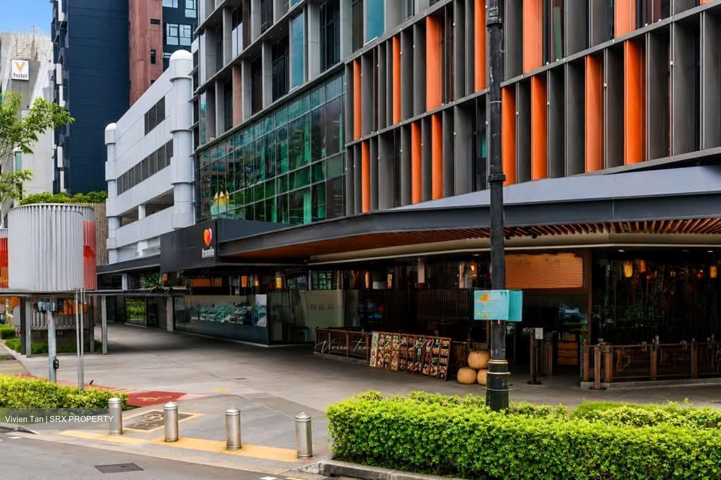 Lazada One (D7), Retail #556560891